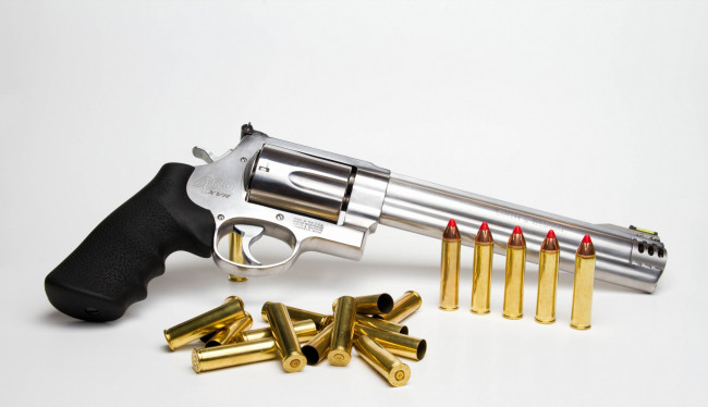 Обои картинки фото оружие, револьверы, пули, ствол