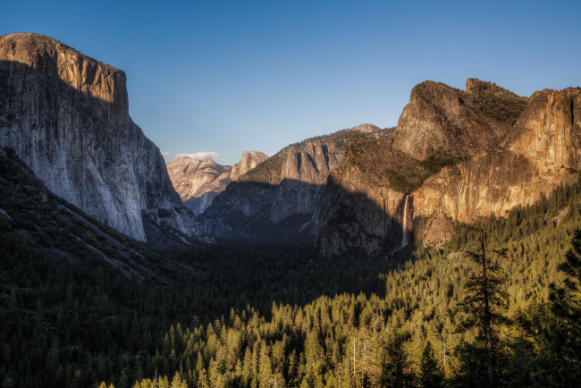 Обои картинки фото yosemite, national, park, california, природа, горы, лес, водопад, скалы, долина, национальный, парк, йосемити