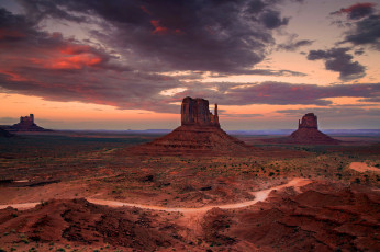 Картинка природа горы сша штат аризона долина монументов пустыня вечер