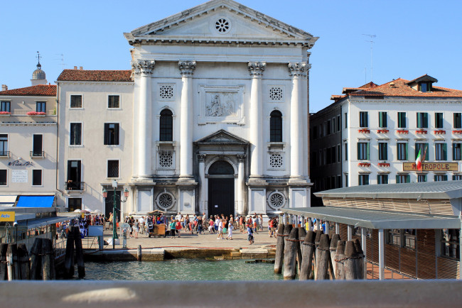Обои картинки фото города, венеция , италия, отель, базилика, туристы