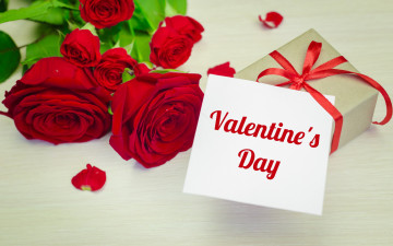 Картинка праздничные день+святого+валентина +сердечки +любовь розы лепестки подарок надпись лента бант