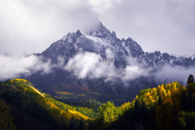 Обои картинки фото природа, горы, гора, осень, лес