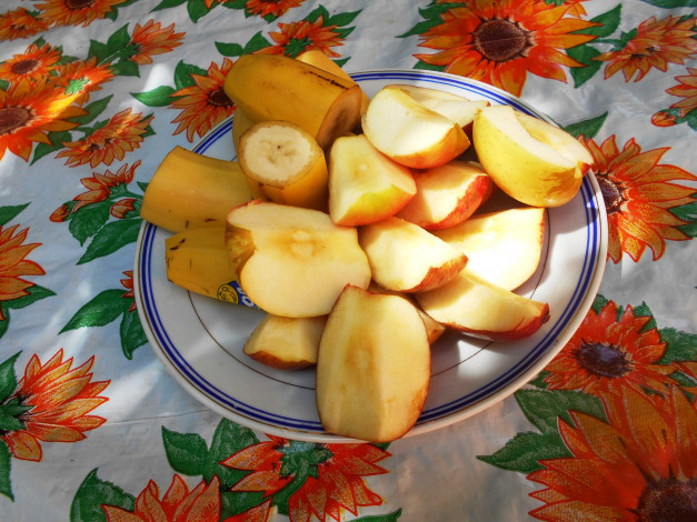 Обои картинки фото еда, фрукты,  ягоды, бананы, яблоки