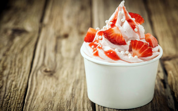 Картинка еда мороженое +десерты клубника