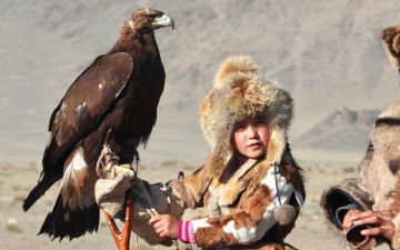 Картинка разное дети мальчик костюм охота орел