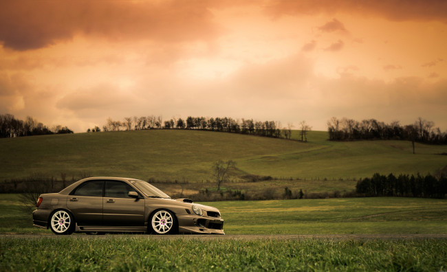 Обои картинки фото subaru, impresa, wrx, sti, автомобили, закат, равнина, коричневый