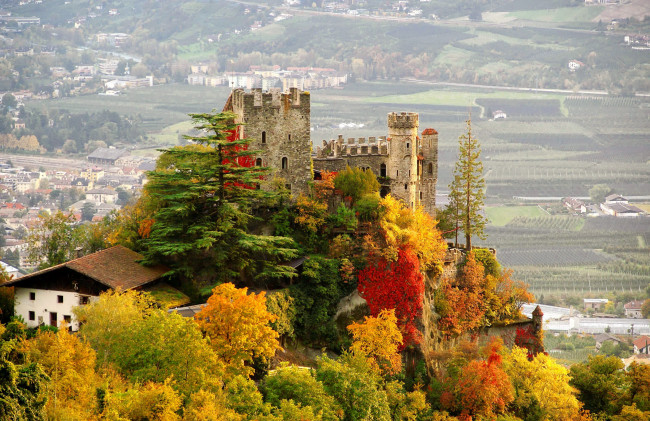 Обои картинки фото италия, castle, brunnenburg, города, дворцы, замки, крепости