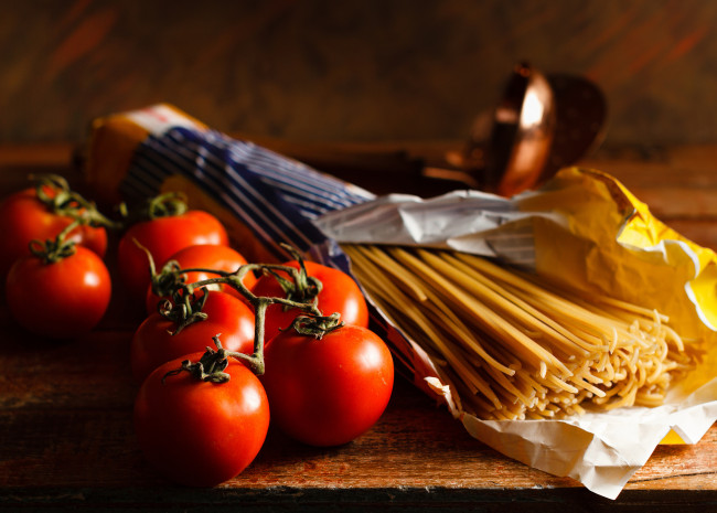 Обои картинки фото еда, разное, помидоры, спагетти