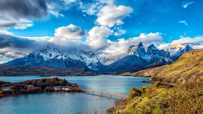 Обои картинки фото lake pehoe, torres del paine np, chile, города, - мосты, lake, pehoe, torres, del, paine, np