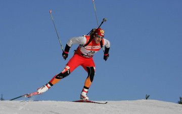 Картинка christoph sumann спорт лыжный биатлон гонка