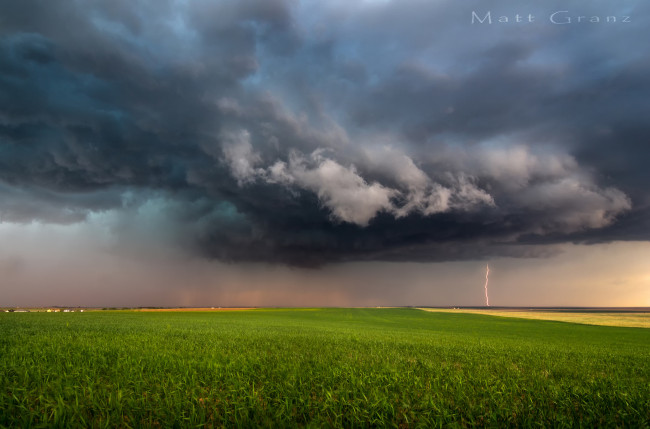 Обои картинки фото природа, молния,  гроза, тучи, шторм, поле, денвер, колорадо, сша
