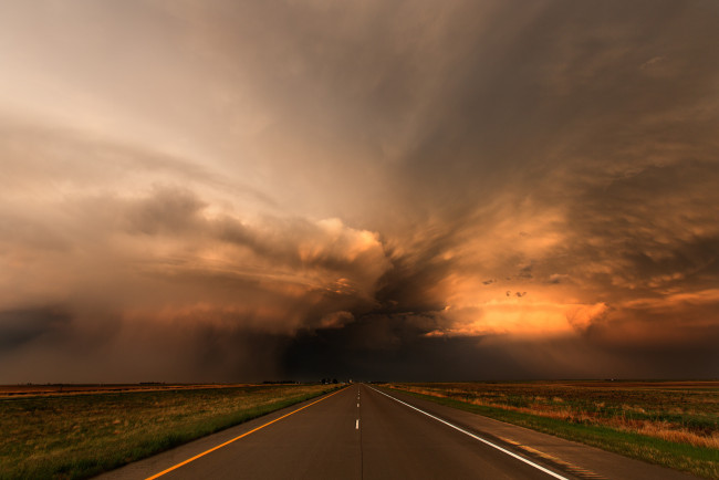 Обои картинки фото природа, дороги, шторм, тучи, закат, дорога, сша, колорадо
