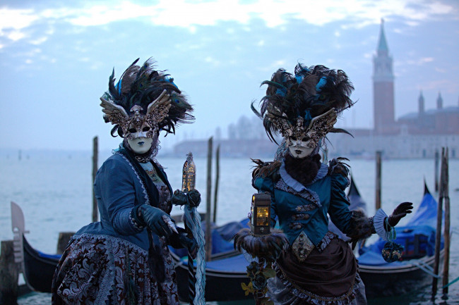 Обои картинки фото разное, маски,  карнавальные костюмы, карнавал, костюмы, венеция, канал