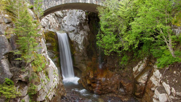 Картинка christine falls at mt rainier np washington природа водопады лес водопад река скалы арка
