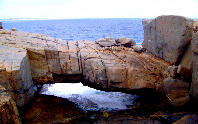Обои картинки фото rocky, arch, природа, побережье, камни, море, арка
