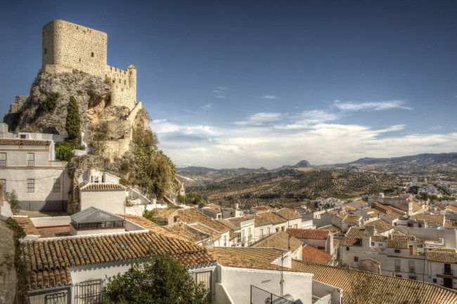 Обои картинки фото castillo nazar&, 237,  en olvera, города, замки испании, замок, холм, панорама