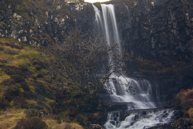 Обои картинки фото природа, водопады, скала, поток