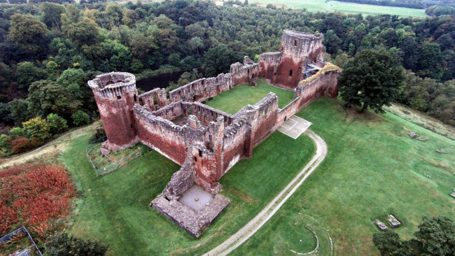 Обои картинки фото bothwell castle, scotland, города, замки англии, bothwell, castle