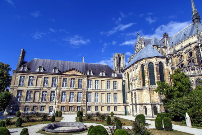 Обои картинки фото cathedral notre dame, reims, города, - католические соборы,  костелы,  аббатства, cathedral, notre, dame