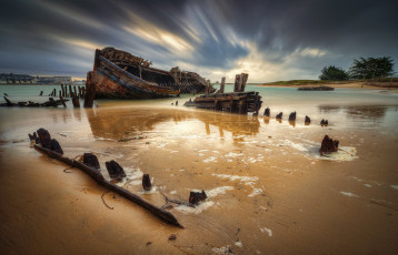 Картинка разное развалины +руины +металлолом останки затонувший корабль река этель франция