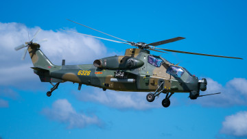 Картинка changhe+z-10 авиация вертолёты военный военная машина транспортное средство полет вертолет небо облака пилот шлем changhe z10