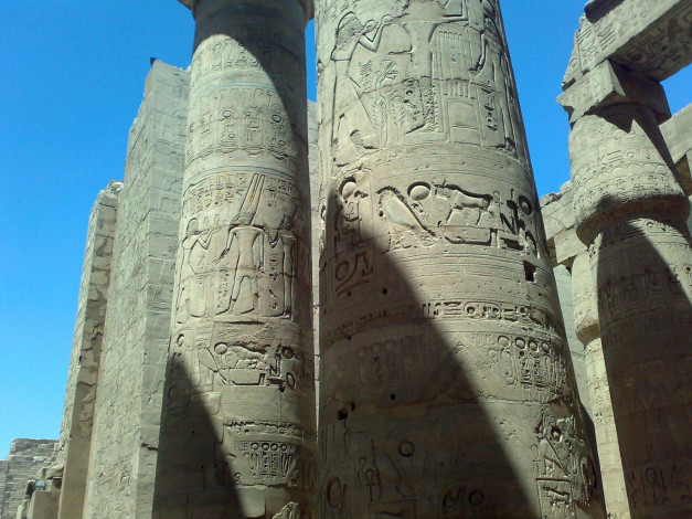 Обои картинки фото города, исторические, архитектурные, памятники, египет, колонны, иероглифы, тень