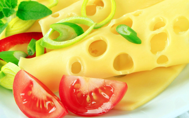 Обои картинки фото еда, сырные, изделия, сыр, перец, помидор
