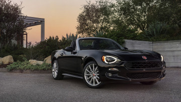 обоя fiat 124 spider 2017, автомобили, fiat, spider, 124, чёрный, 2017