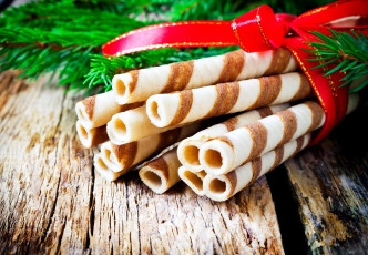 Картинка праздничные угощения бант трубочки печенье
