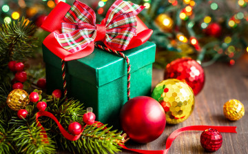 Картинка праздничные подарки+и+коробочки шарики коробка подарок гирлянда игрушки украшения ёлка