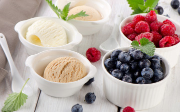Картинка еда мороженое +десерты малина черника десерт ягоды