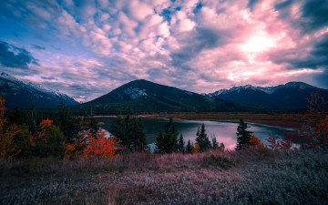 Картинка природа пейзажи озеро горы облака