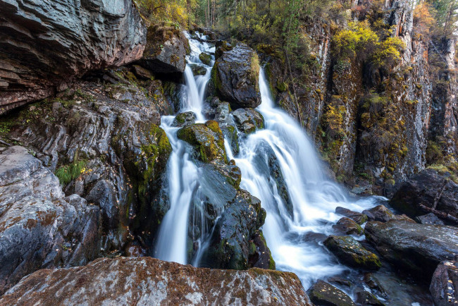 Обои картинки фото природа, водопады, камни, поток