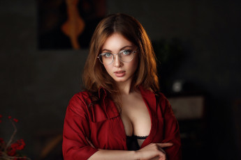 Картинка девушки -+рыжеволосые+и+разноцветные женщины модель портрет в очках помещении дмитрий архар декольте елена аленская