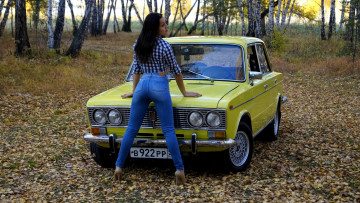 Картинка автомобили -авто+с+девушками lada 2103