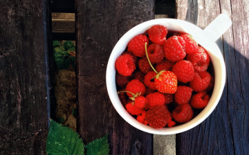 Картинка еда фрукты +ягоды малина клубника ягоды
