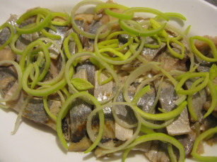 Картинка автор varvarra еда рыбные блюда морепродуктами селедка кольца лука