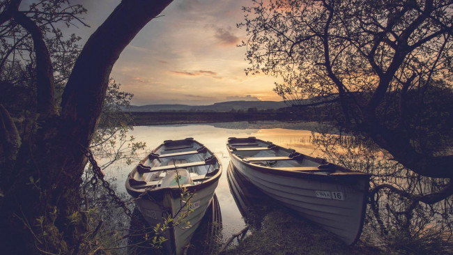 Обои картинки фото корабли, лодки,  шлюпки, пейзаж, закат, деревья, озеро