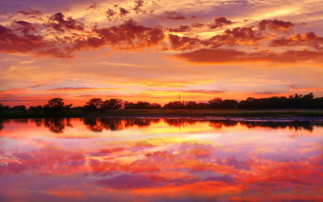 Обои картинки фото природа, восходы, закаты, тучи, зарево, озеро