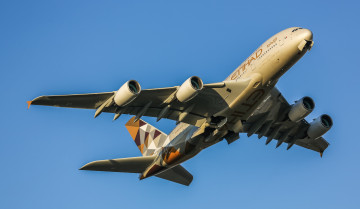 Картинка airbus+a380 авиация пассажирские+самолёты полет небо авиалайнер