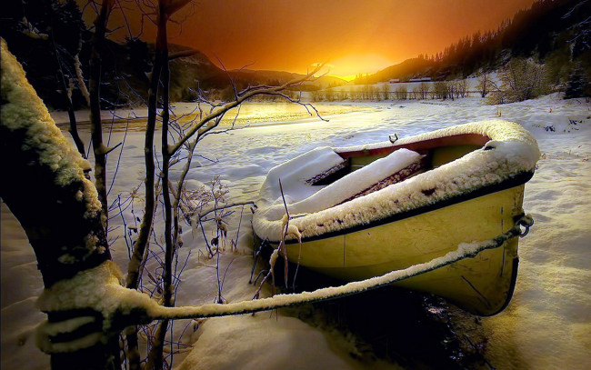 Обои картинки фото корабли, лодки,  шлюпки, снег, лодка, зима