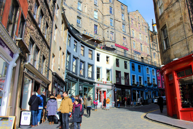 Обои картинки фото города, эдинбург , шотландия, прохожие, магазины, улица