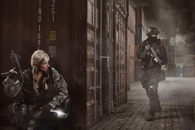 Обои картинки фото разное, люди, девушка, фон, униформа, солдат, автомат