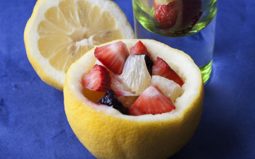Картинка еда фрукты +ягоды десерт лимон клубника