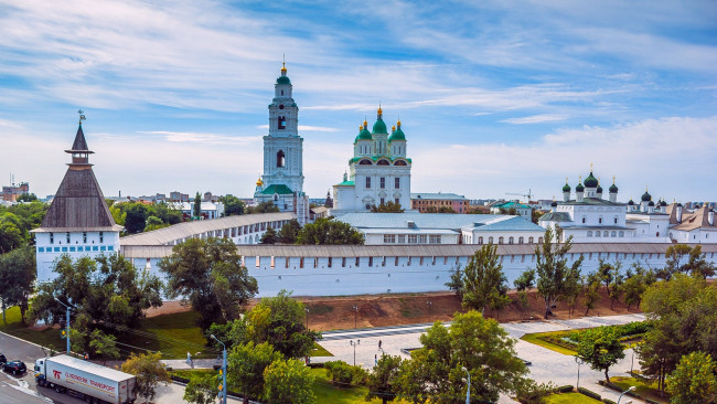 Обои картинки фото города, - исторические,  архитектурные памятники, достопримечательности, привoлжья, астрахань, крeмль