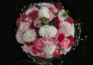 Картинка цветы букеты композиции гиацинты розы эустома