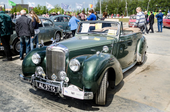 Картинка alvis+ta+21+dhc+1953 автомобили выставки+и+уличные+фото выставка автошоу ретро история