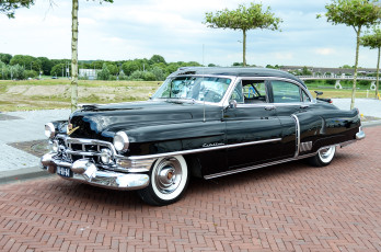 обоя cadillac 60 fleetwood special 1952, автомобили, выставки и уличные фото, выставка, автошоу, ретро, история