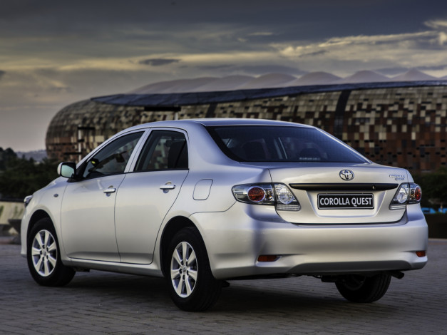 Обои картинки фото автомобили, toyota, светлая, 2014г, quest, corolla