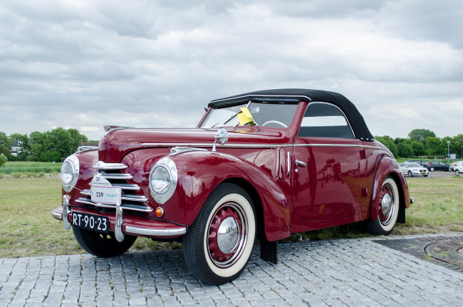 Обои картинки фото skoda 1101 roadster 1949, автомобили, выставки и уличные фото, выставка, автошоу, ретро, история